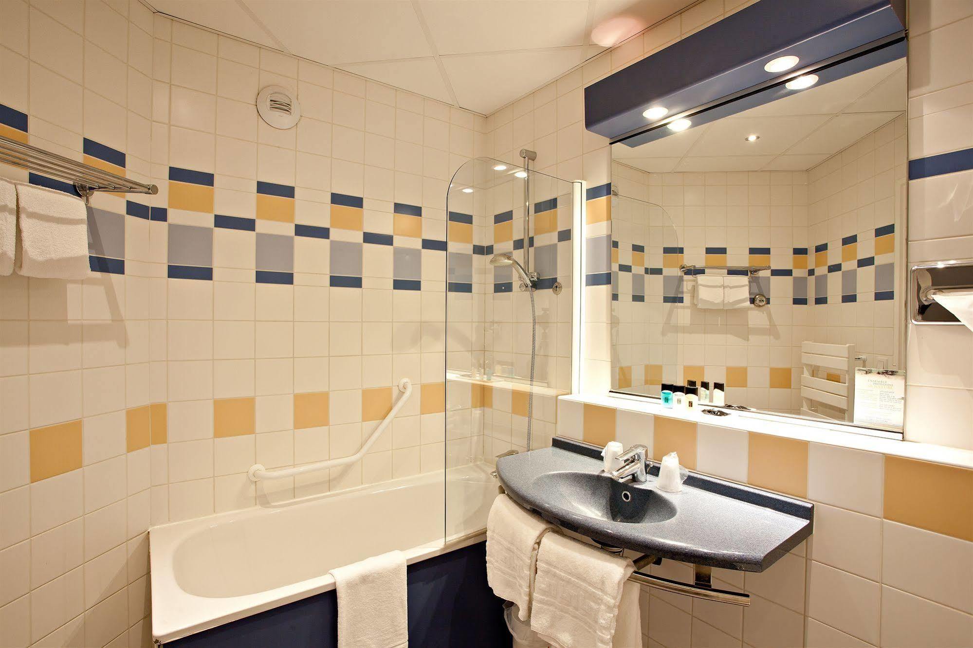 Thalazur Ouistreham - Hotel & Spa Eksteriør bilde